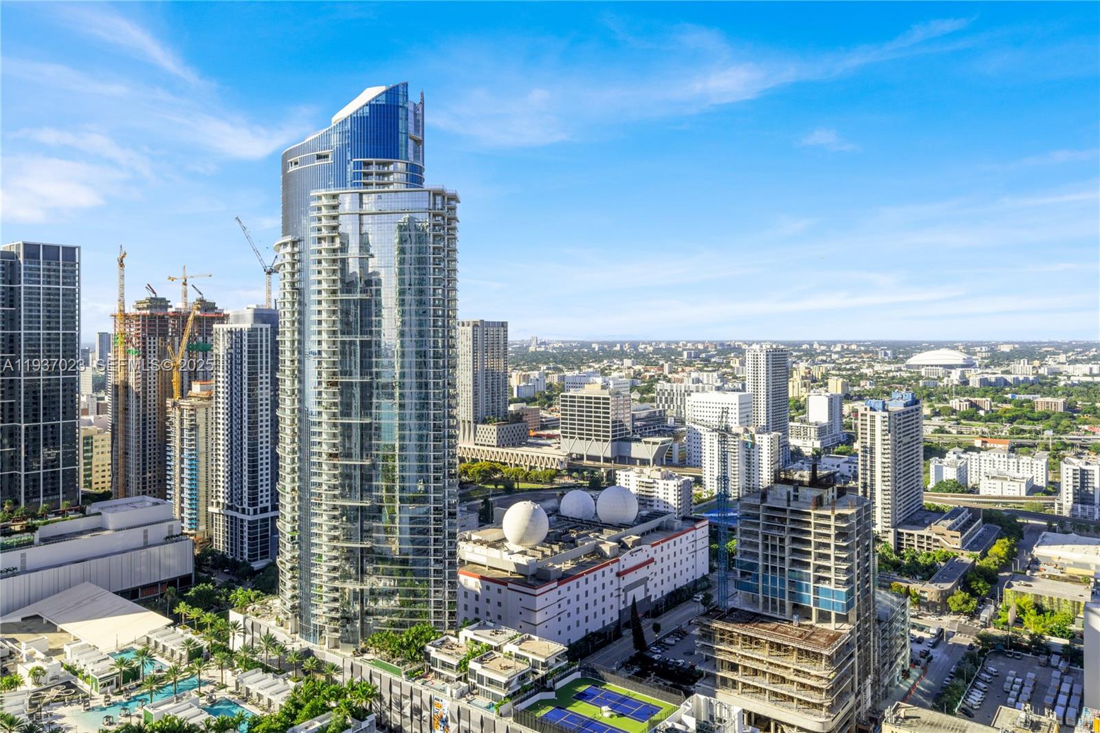 TEN MUSEUM PK RESIDENTIAL - Residential