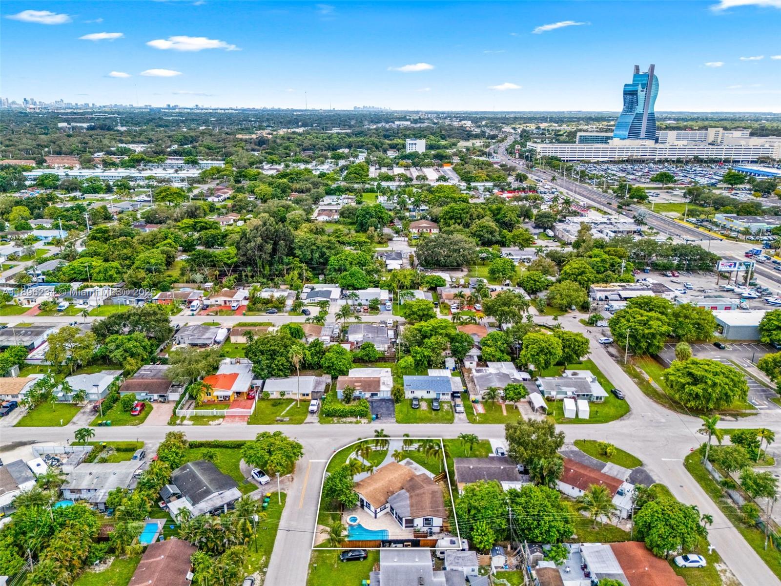 PLAYLAND ISLES - Residential