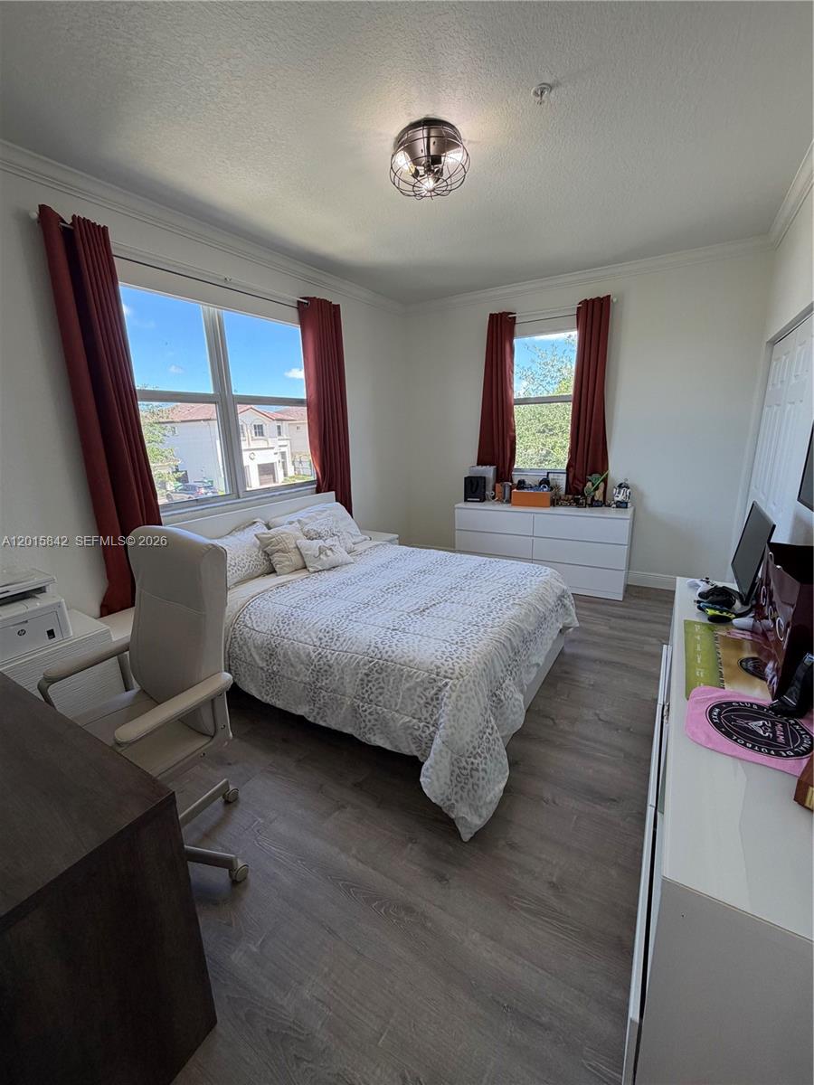 MILLENNIUM TOWNHOMES COND - Residential