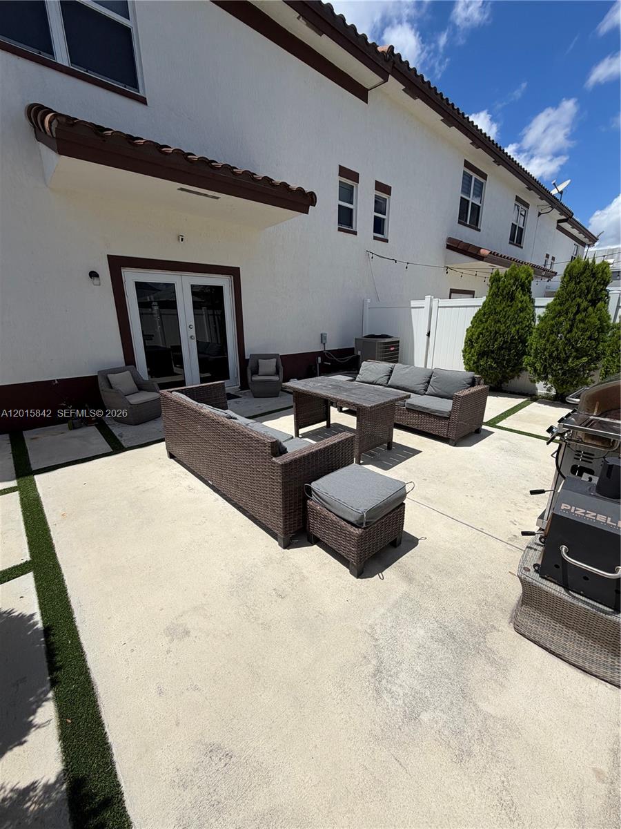 MILLENNIUM TOWNHOMES COND - Residential