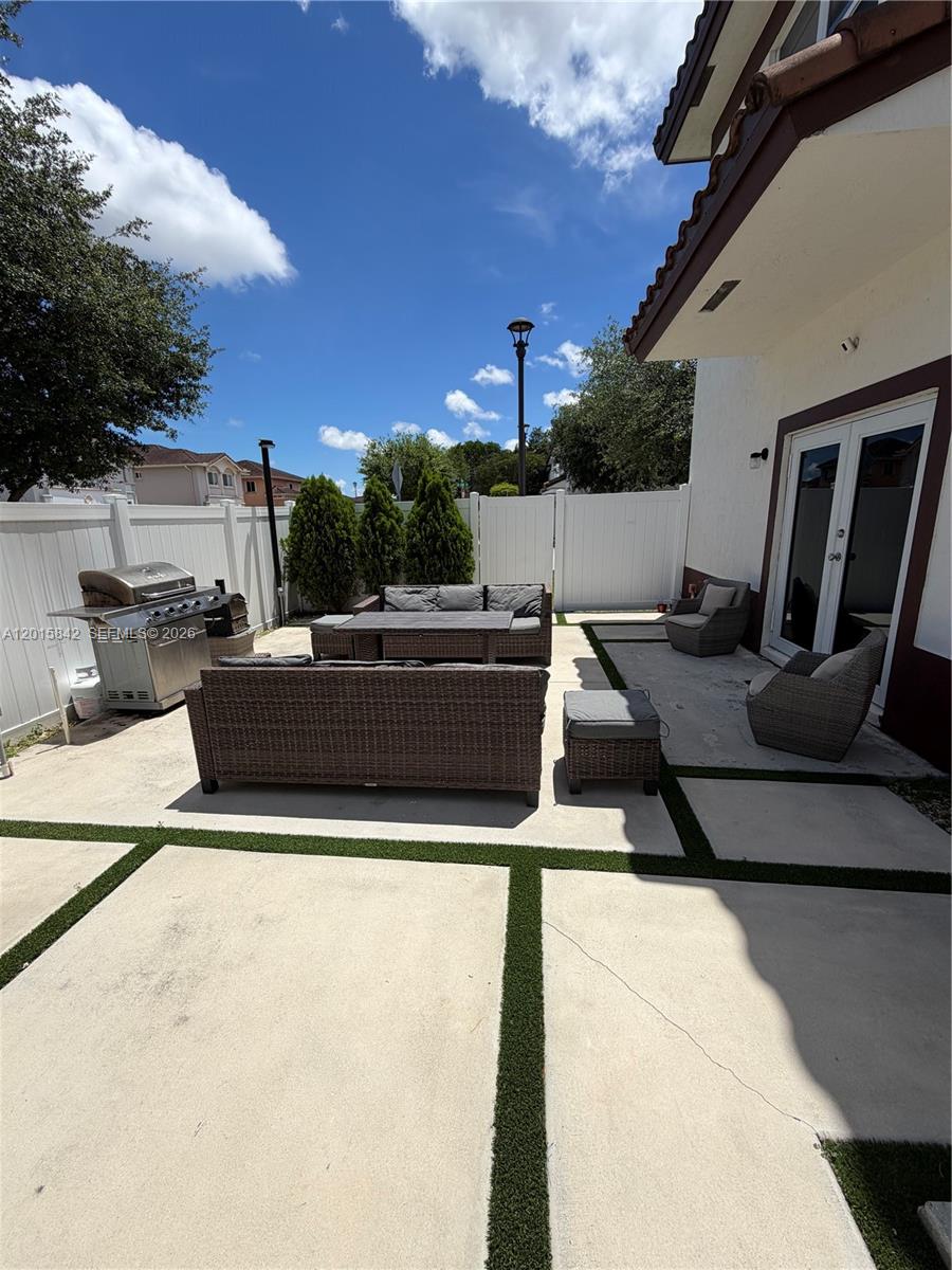 MILLENNIUM TOWNHOMES COND - Residential