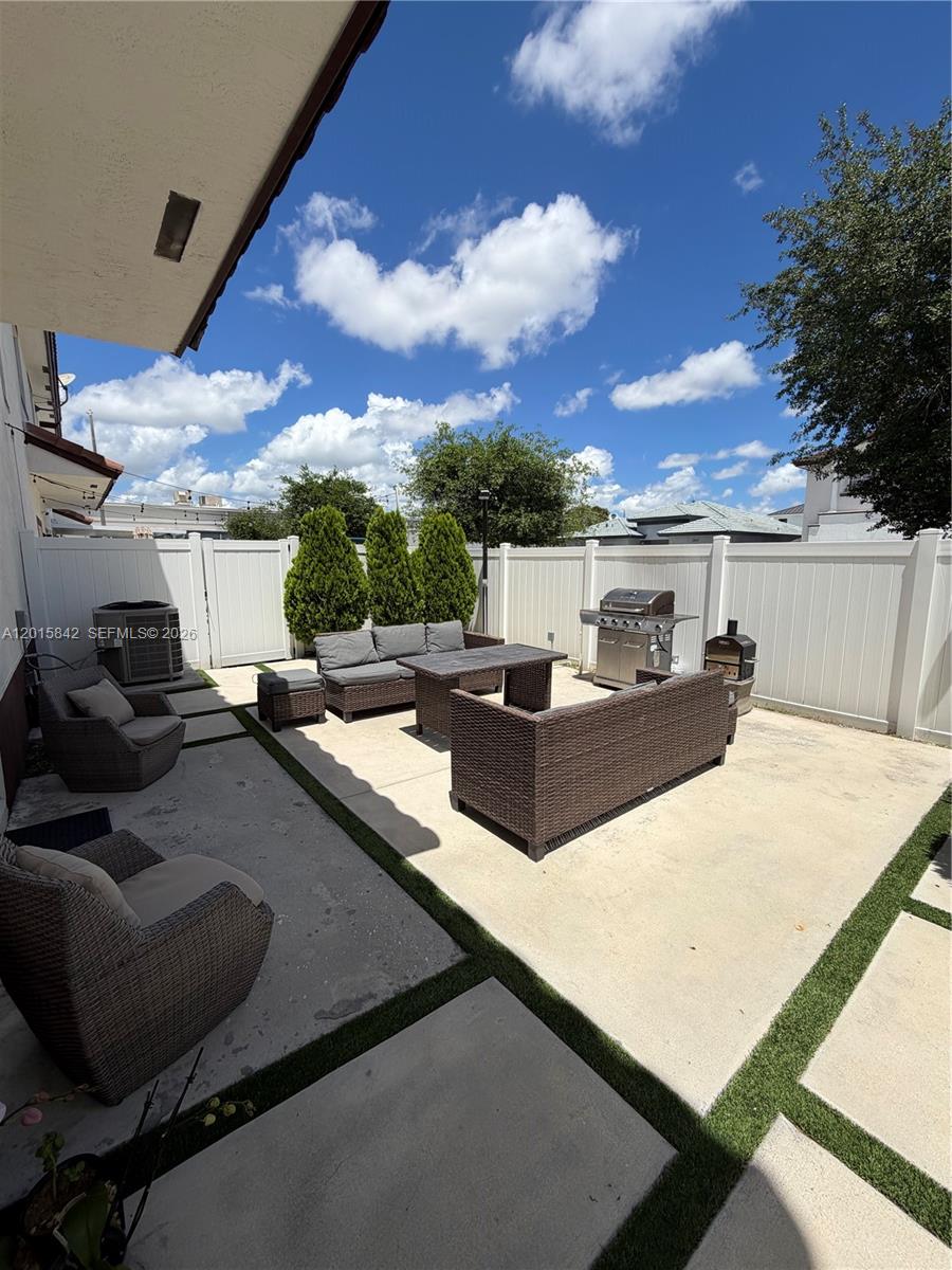 MILLENNIUM TOWNHOMES COND - Residential