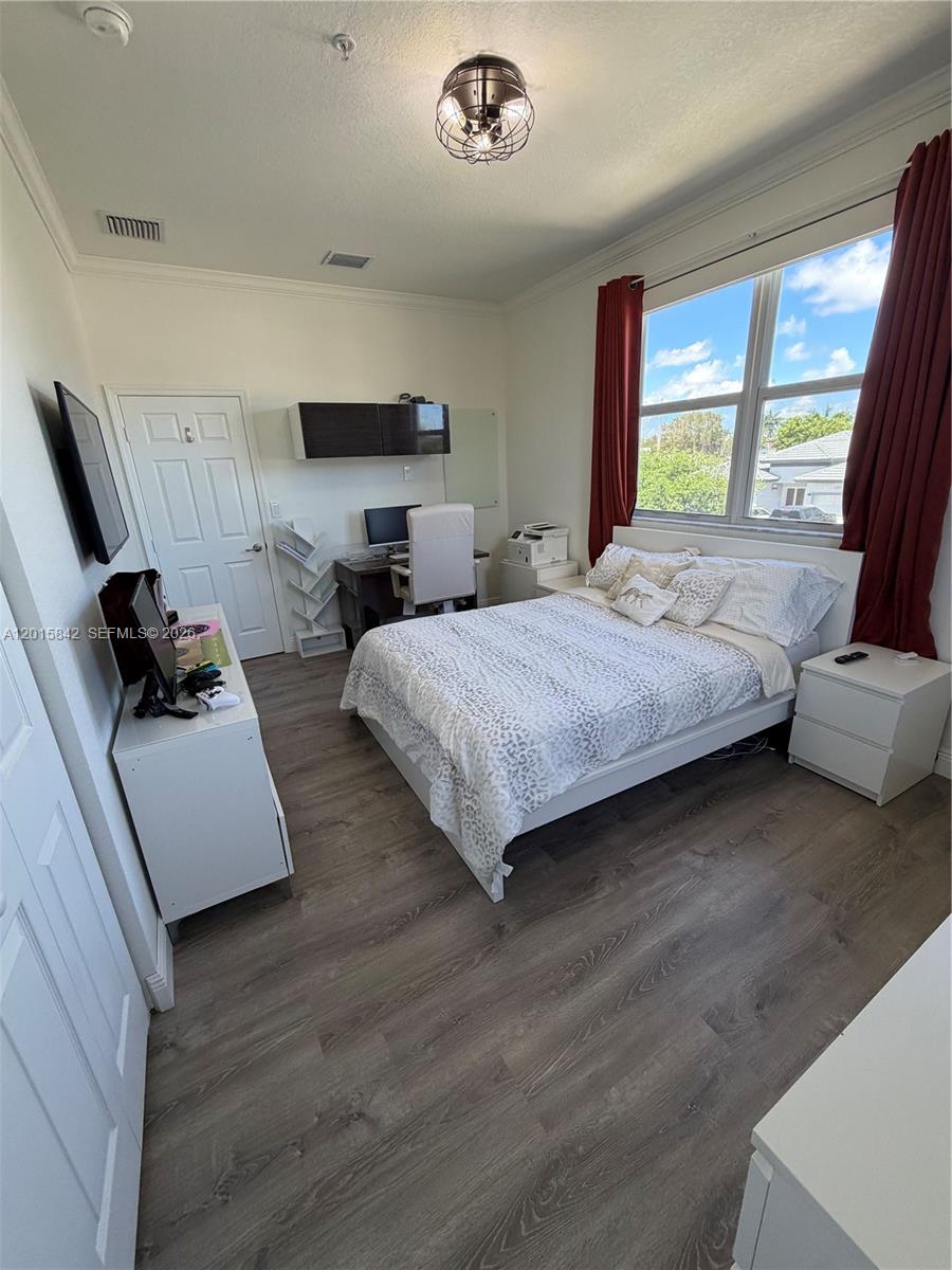 MILLENNIUM TOWNHOMES COND - Residential