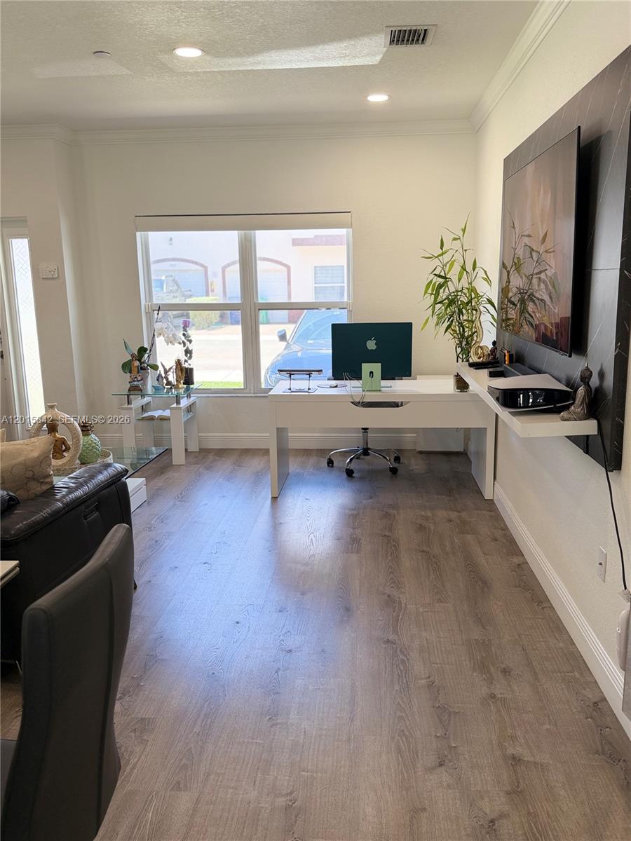 MILLENNIUM TOWNHOMES COND - Residential