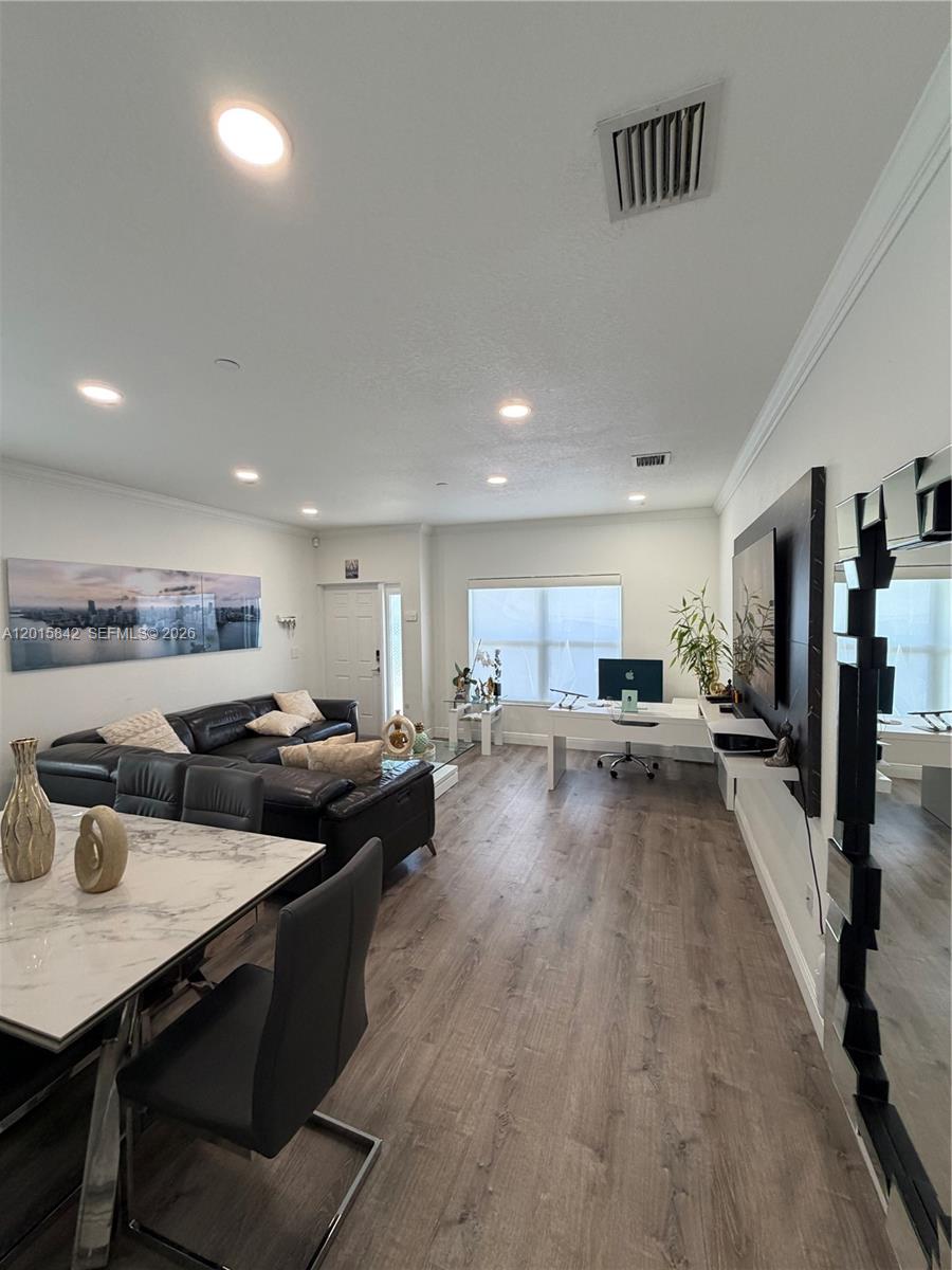 MILLENNIUM TOWNHOMES COND - Residential