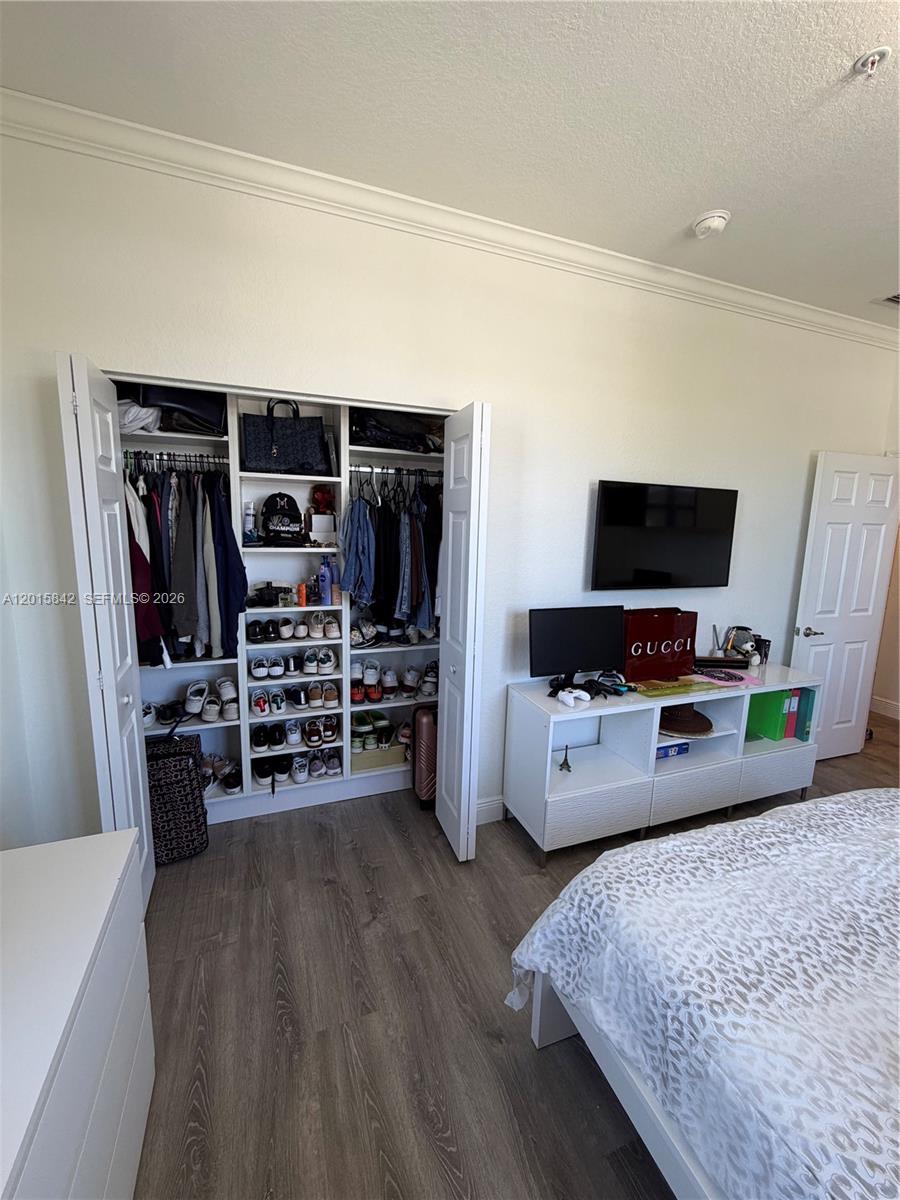 MILLENNIUM TOWNHOMES COND - Residential