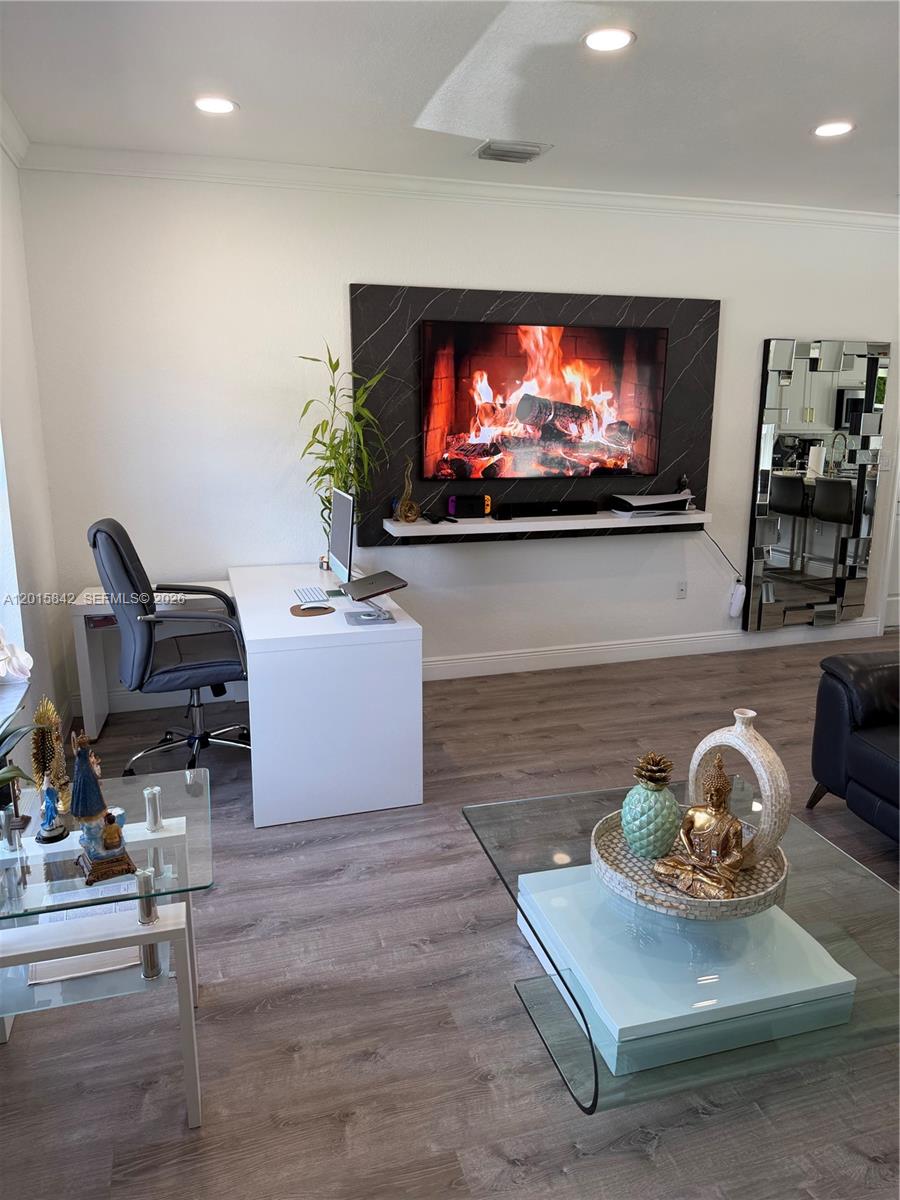 MILLENNIUM TOWNHOMES COND - Residential