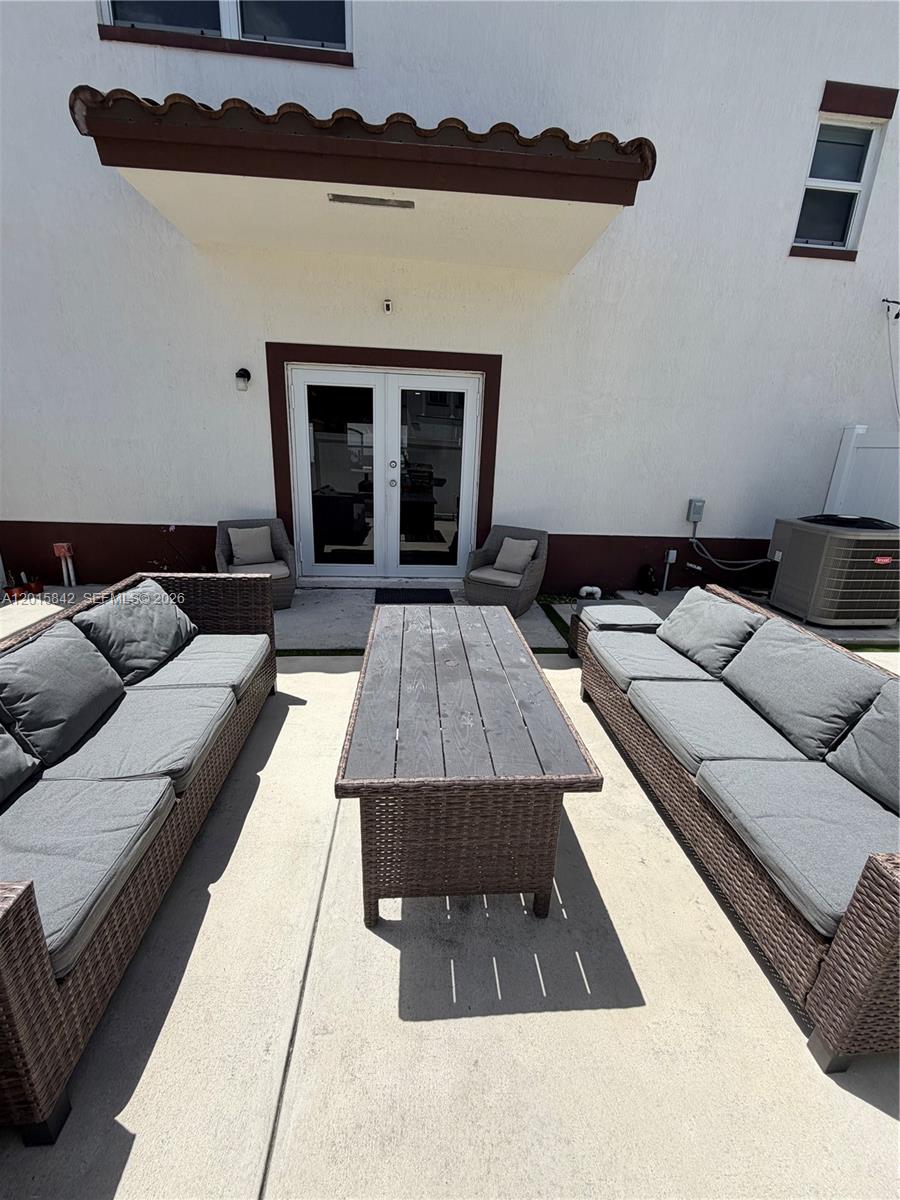 MILLENNIUM TOWNHOMES COND - Residential