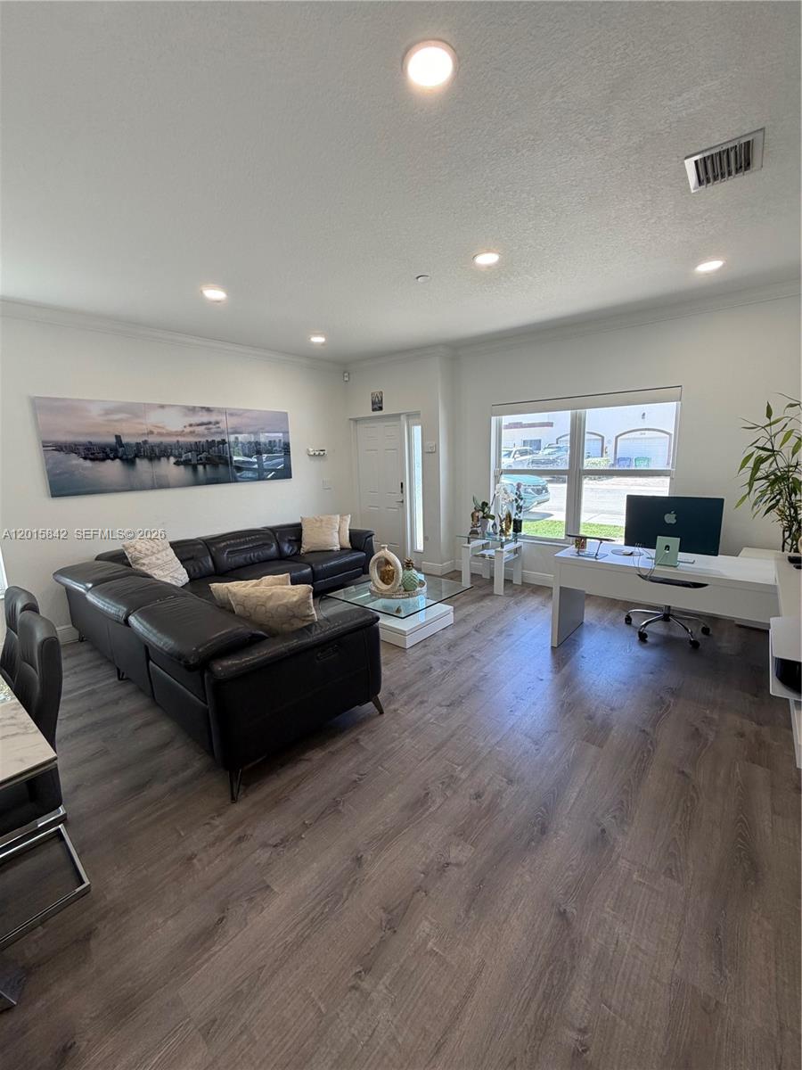 MILLENNIUM TOWNHOMES COND - Residential
