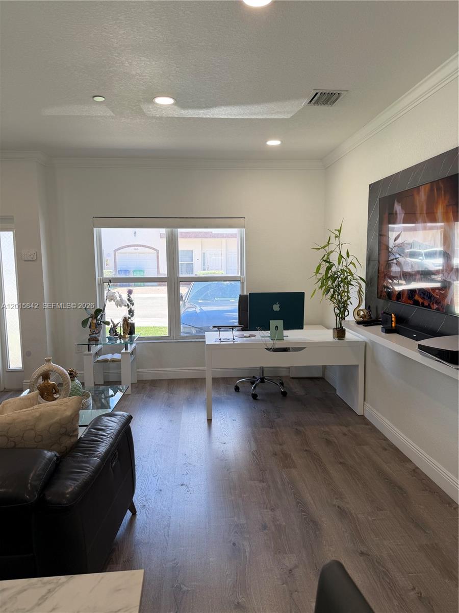 MILLENNIUM TOWNHOMES COND - Residential