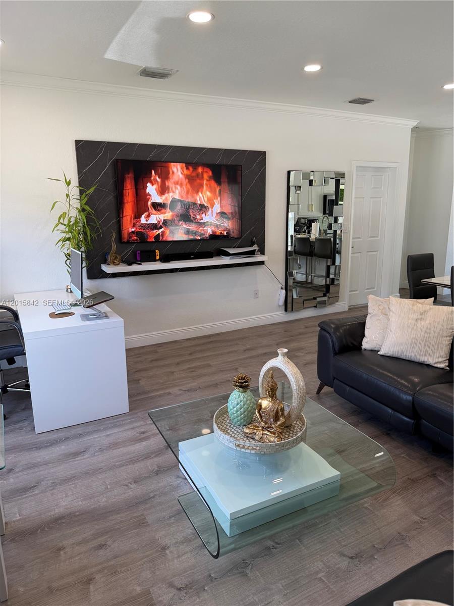 MILLENNIUM TOWNHOMES COND - Residential