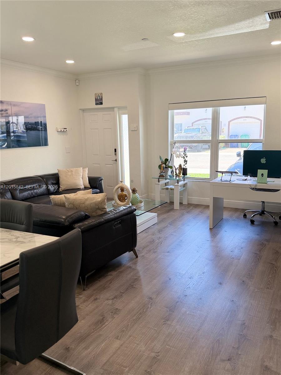 MILLENNIUM TOWNHOMES COND - Residential