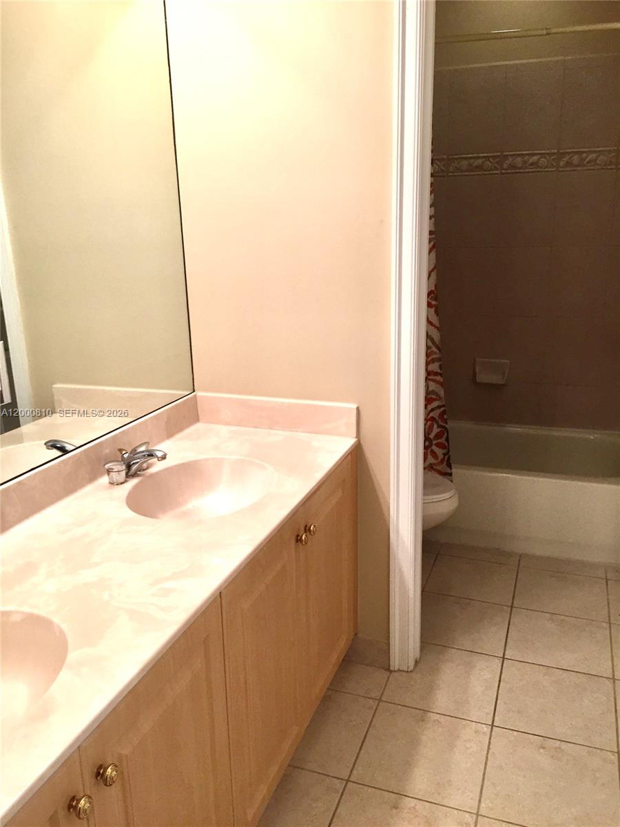 HERON BAY EAST - Residential Lease