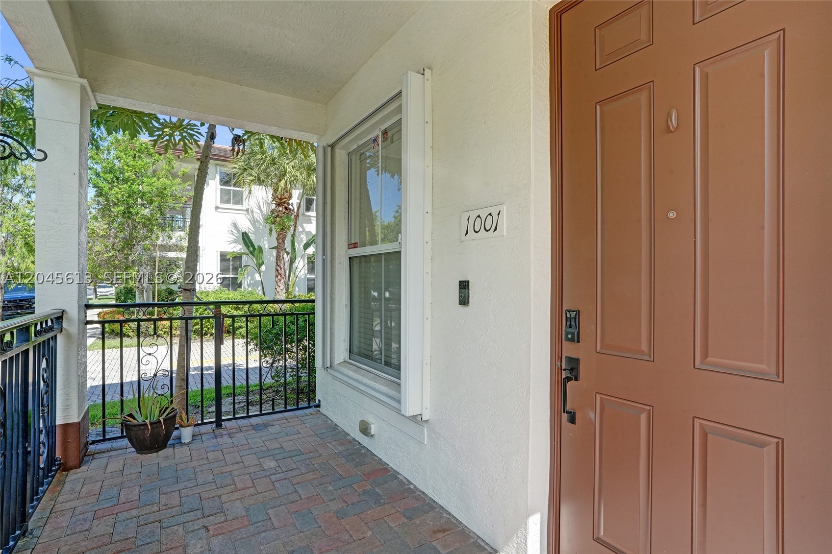 4760 Mimosa Pl 1001