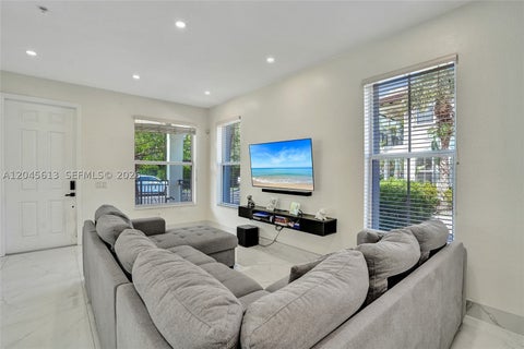 Tiny photo for 4760 Mimosa Pl #1001, Coconut Creek, FL 33073 (MLS # A12045613)