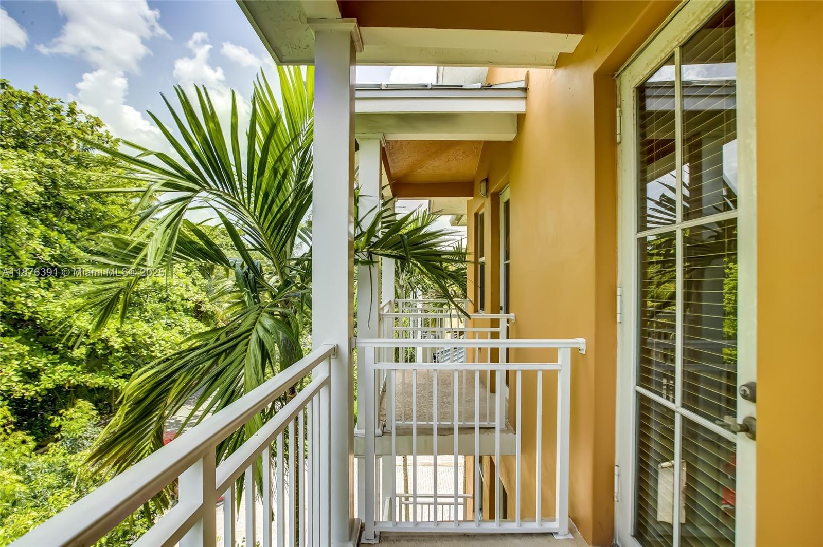 VILLAGE AT SAILBOAT BEND - Residential Lease