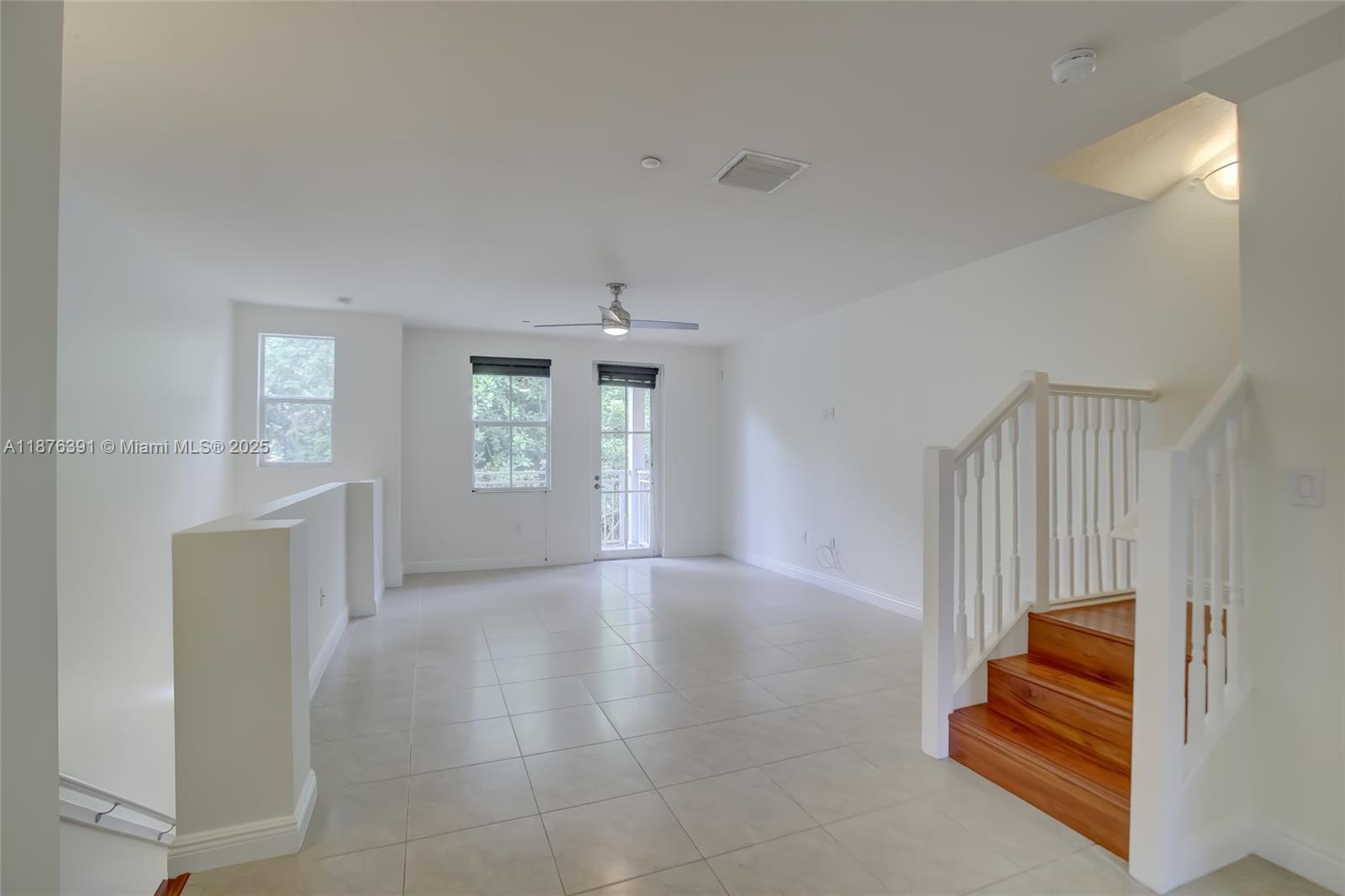 VILLAGE AT SAILBOAT BEND - Residential Lease