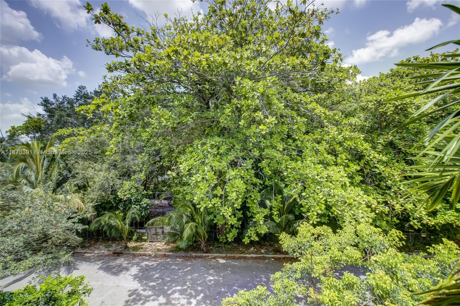 VILLAGE AT SAILBOAT BEND - Residential Lease