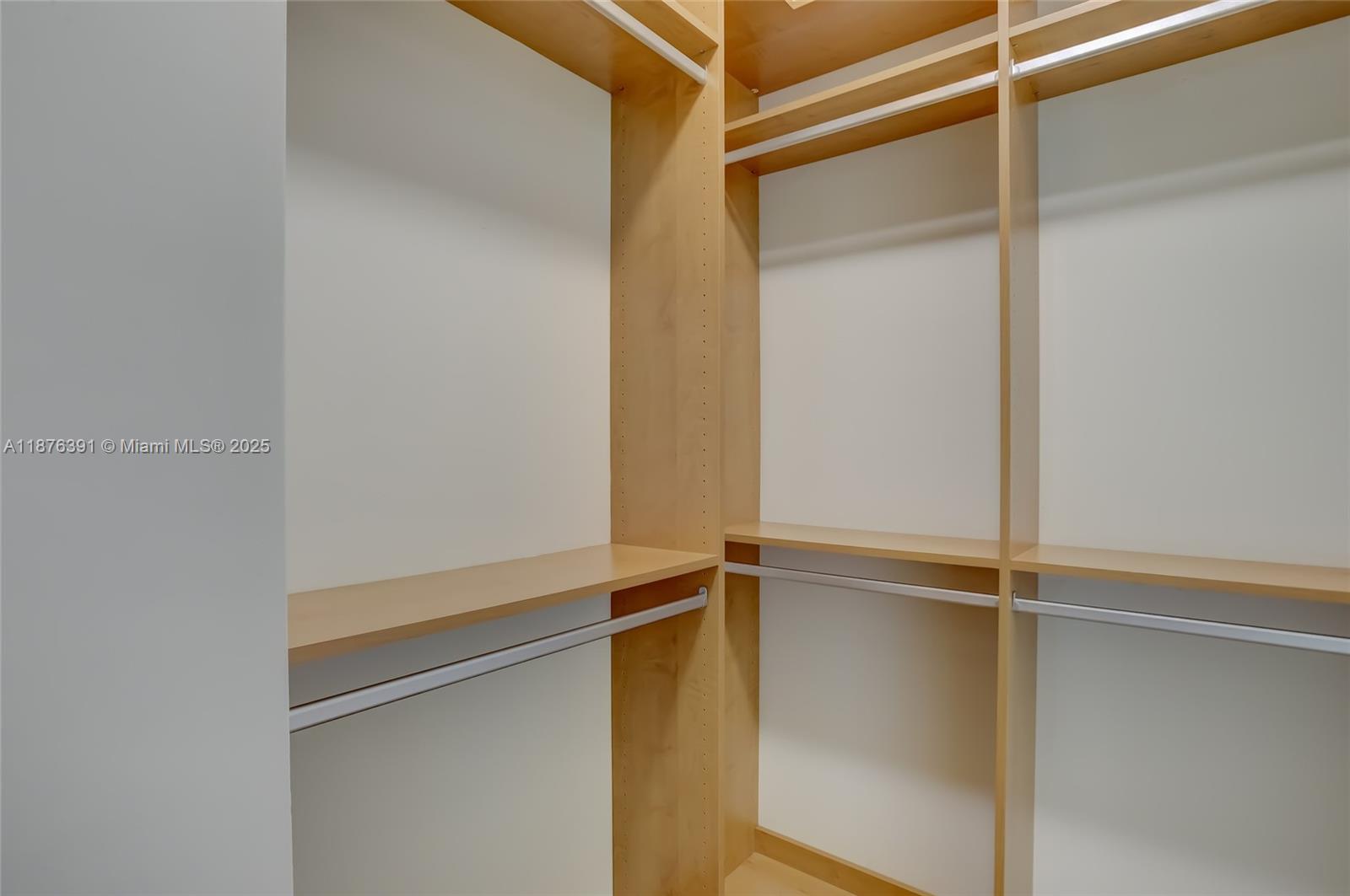 VILLAGE AT SAILBOAT BEND - Residential Lease