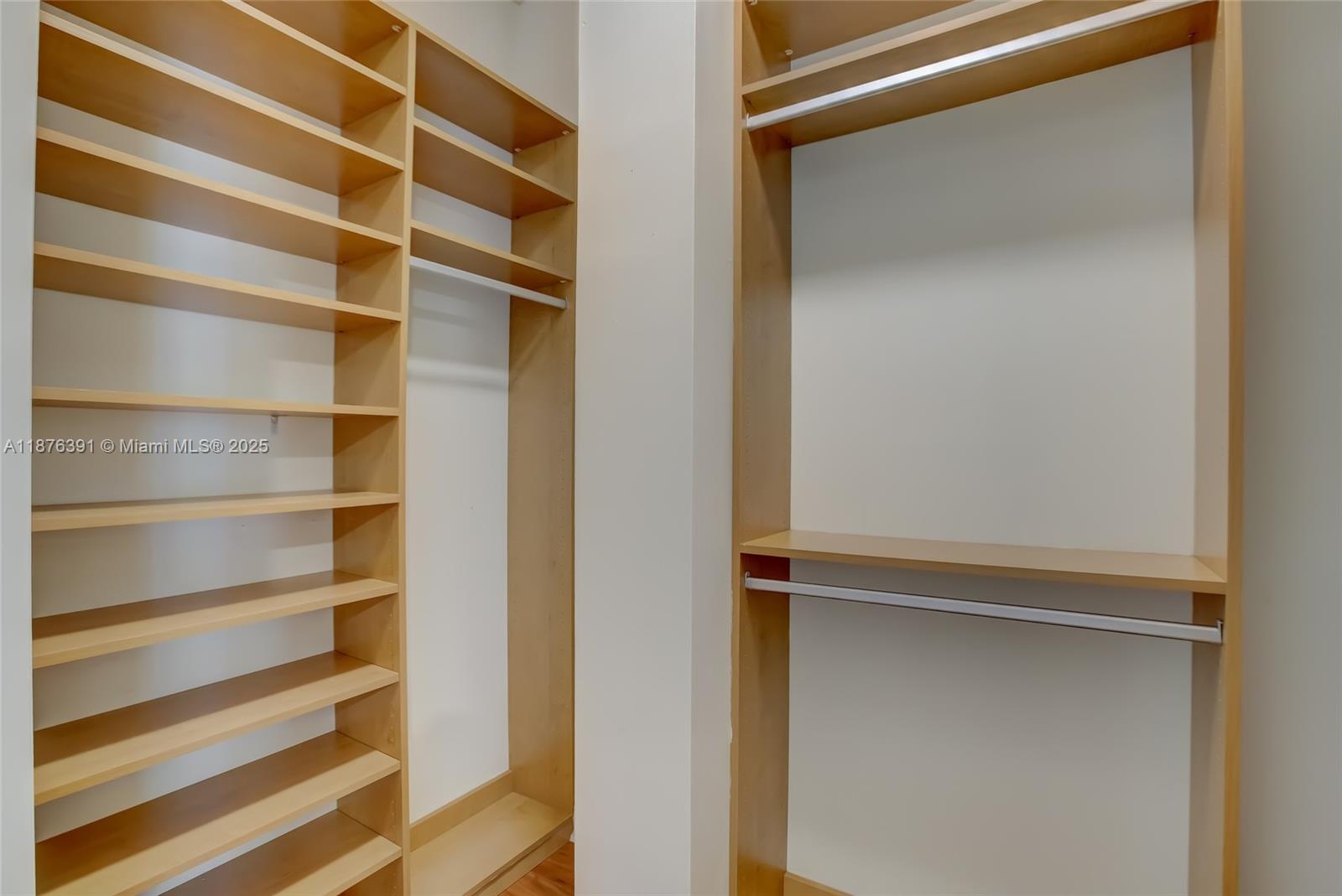 VILLAGE AT SAILBOAT BEND - Residential Lease