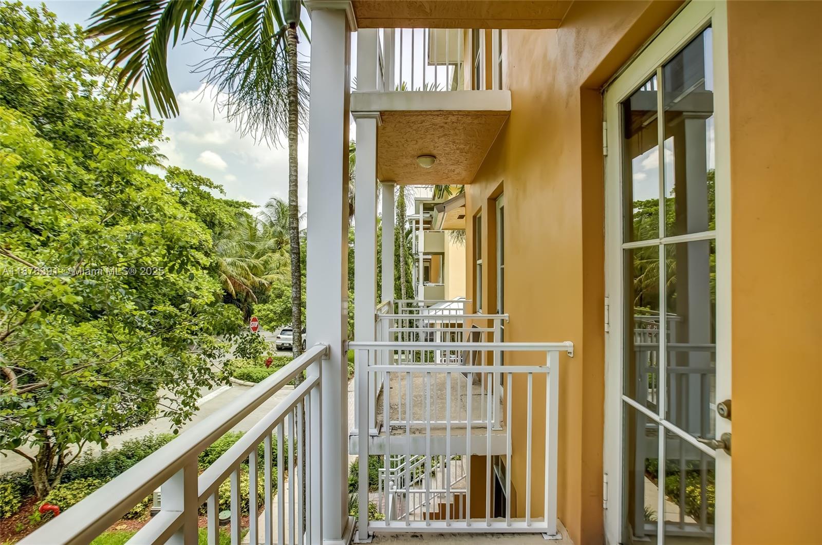 VILLAGE AT SAILBOAT BEND - Residential Lease