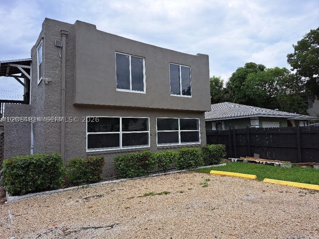 Photo of 217 Southridge Rd #Lower Unit, Delray Beach, FL 33444 (MLS # A12084814)