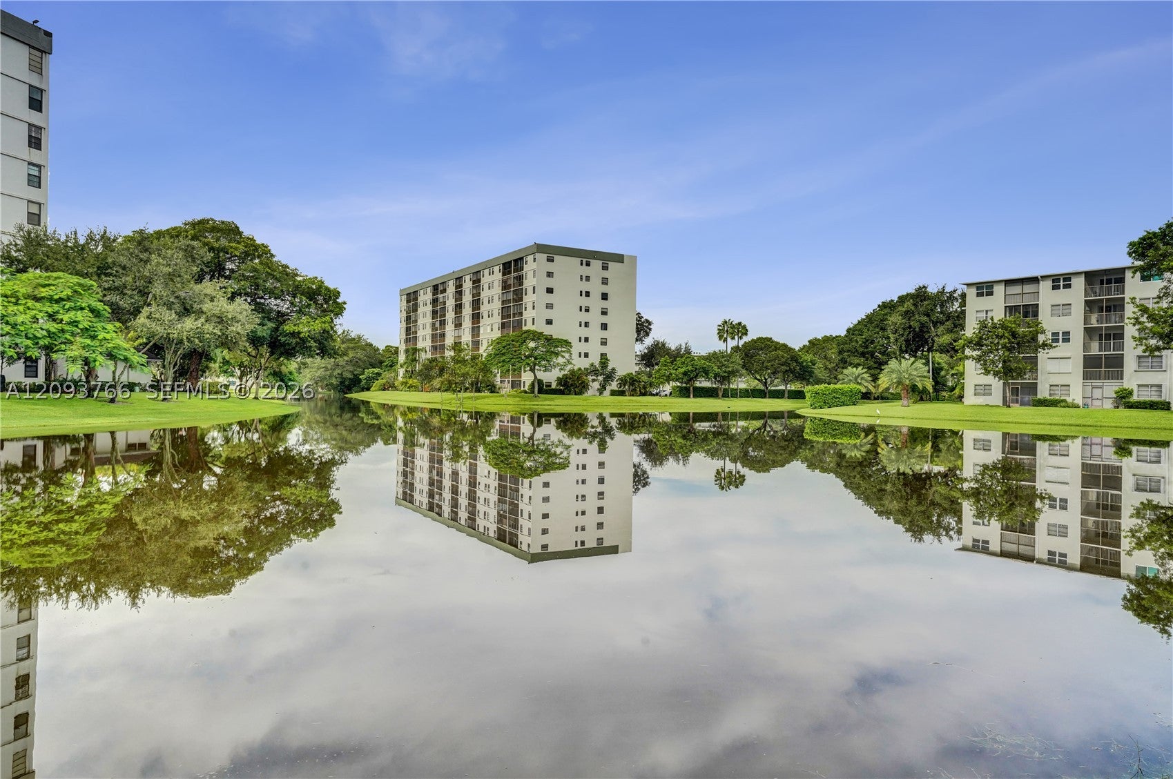 2226 N Cypress Bend Dr 408