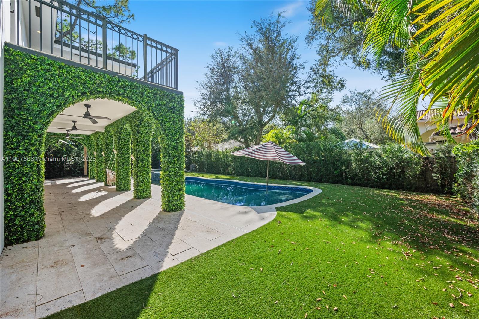 La Hamaca - Residential