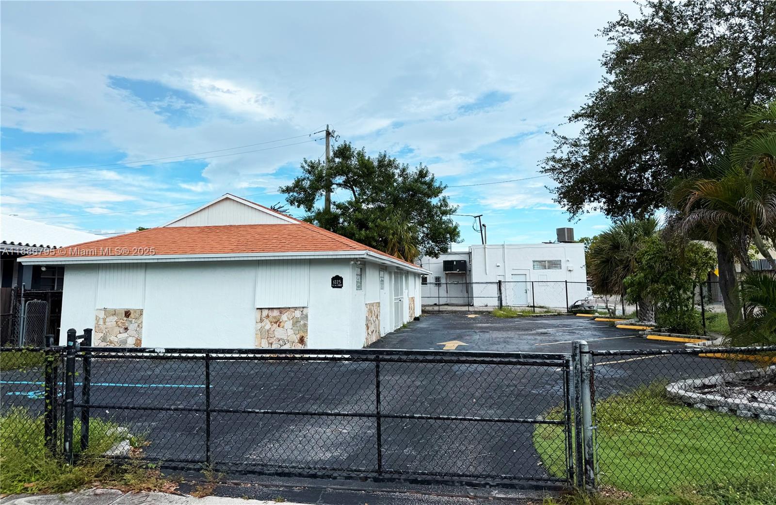 A rare opportunity to lease a freestanding commercial building in the heart of North Miami Beach. This 1,219 SF single-story property sits on a 5,652 SF lot with a fenced yard & private parking for six vehicles, making it ideal for businesses seeking convenience, visibility, & exclusivity. The building has been recently remodeled and features a modern interior, two ADA compliant bathrooms, & excellent curb appeal. Its flexible layout is perfectly suited for professional office, medical, dental, adultcare, or specialty service users. Positioned one block south of the NE 163rd Street retail corridor, tenants will benefit from close proximity to major national retailers & restaurants. Located about 8 minutes from I-95, with immediate access to SR 826, the property is centrally located.