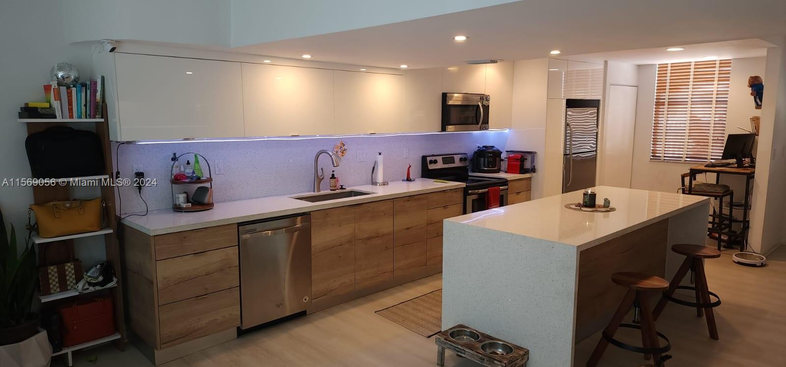 NORTHGATE TOWNHOUSE CONDO - Residential Lease