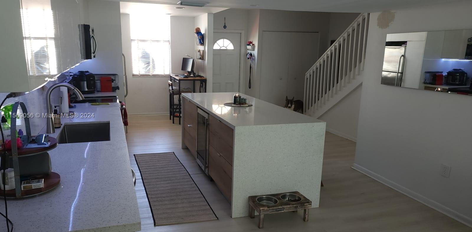 NORTHGATE TOWNHOUSE CONDO - Residential Lease