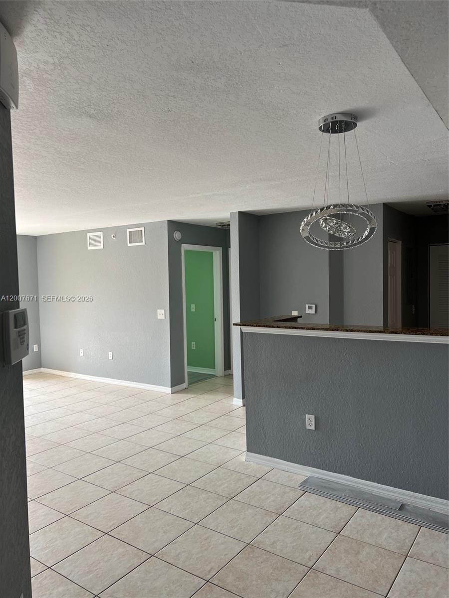 THE OAKS IN NORTH MIAMI C - Residential