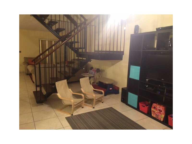 SPANISH VILLAS CONDO - Residential Lease