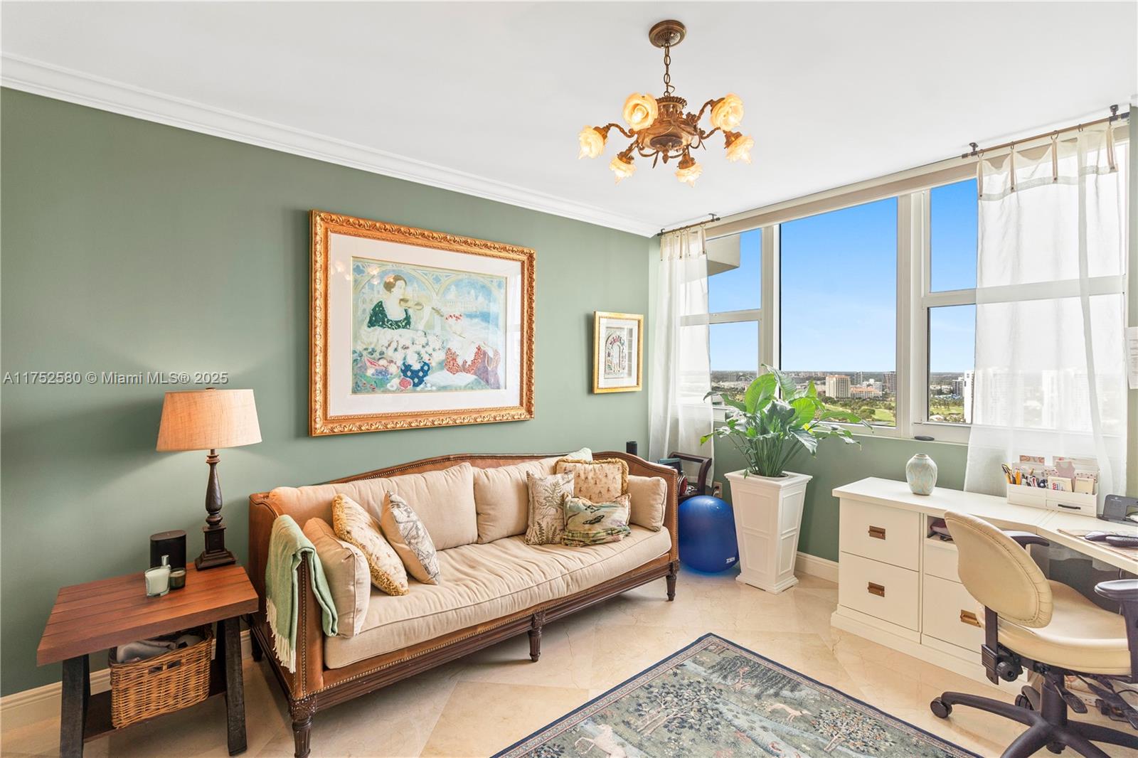 HAMPTONS SOUTH CONDO - Residential