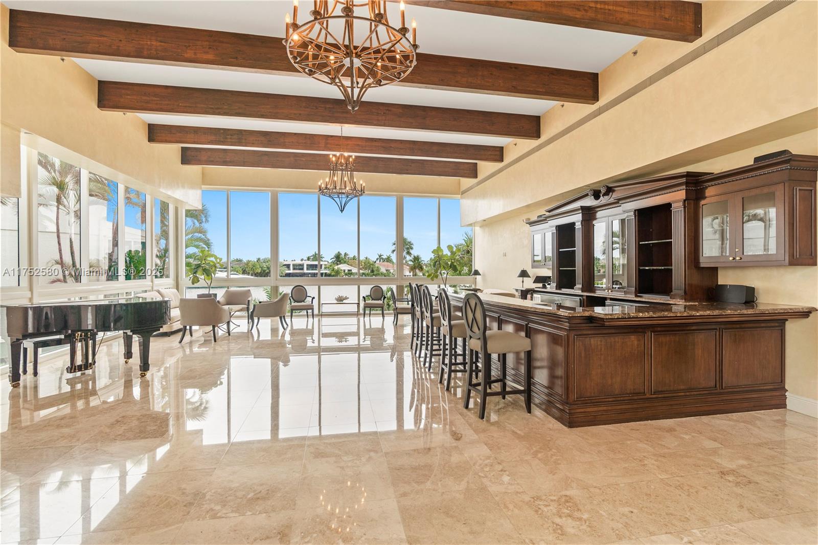 HAMPTONS SOUTH CONDO - Residential