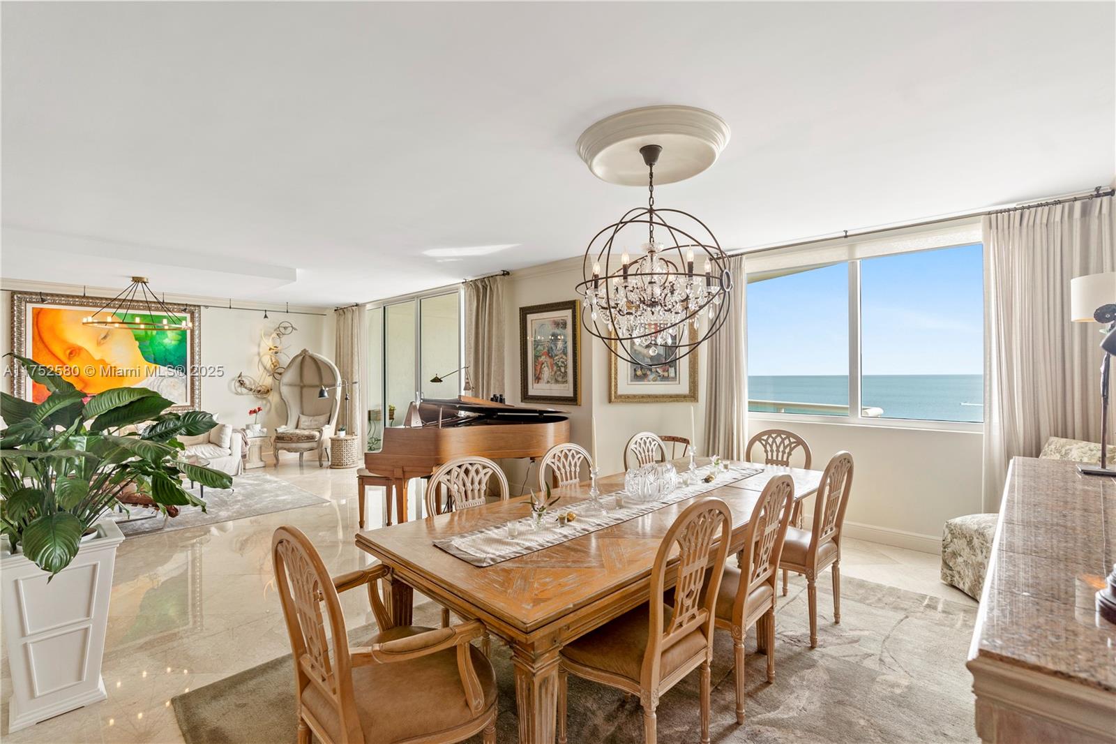 HAMPTONS SOUTH CONDO - Residential