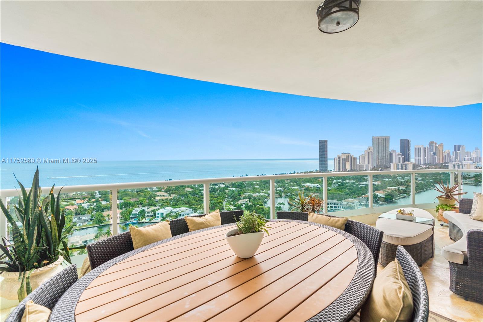 Property for Sale at 20201 E Country Club Dr 2708, Aventura, Miami-Dade County, Florida - Bedrooms: 3 
Bathrooms: 4  - $1,800,000