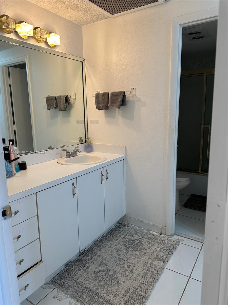 ARLEN HOUSE WEST CONDO - Residential