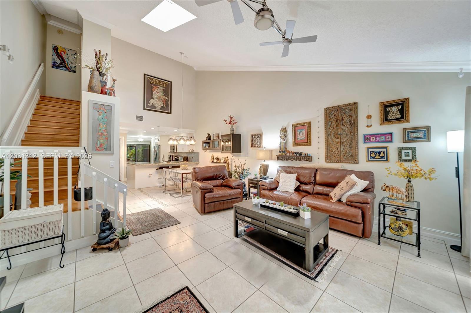 1638 N 15th Ter