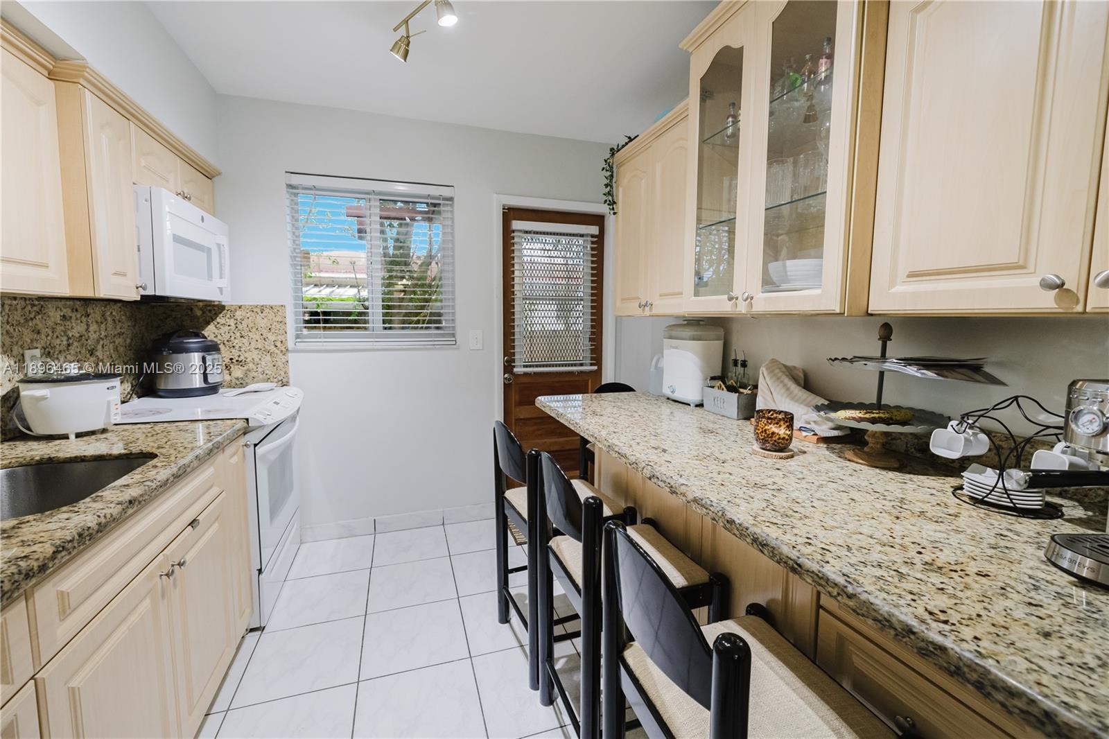 CORAL TERR SEC NO 2 - Residential Lease