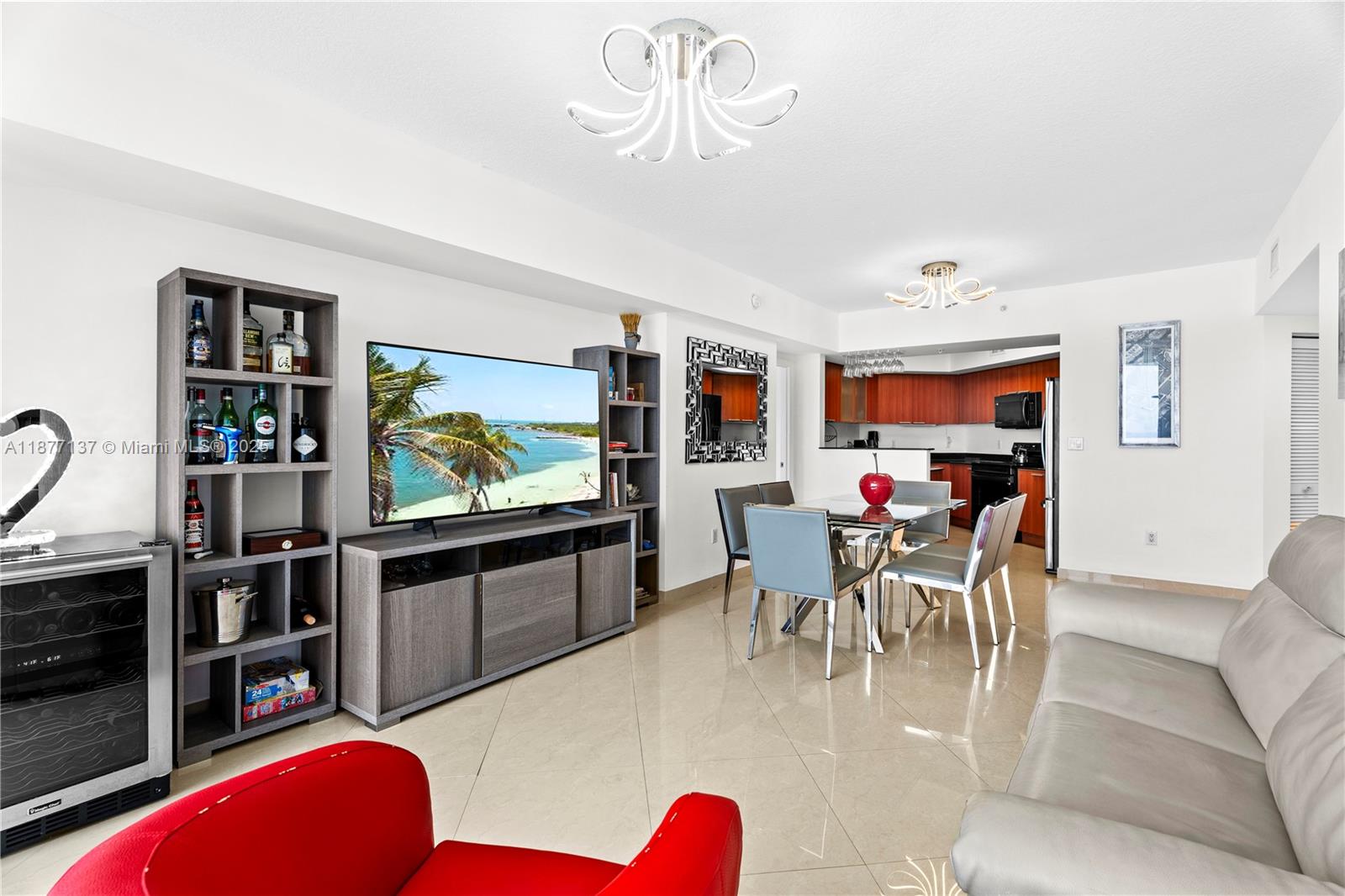 16699 Collins Ave 3701