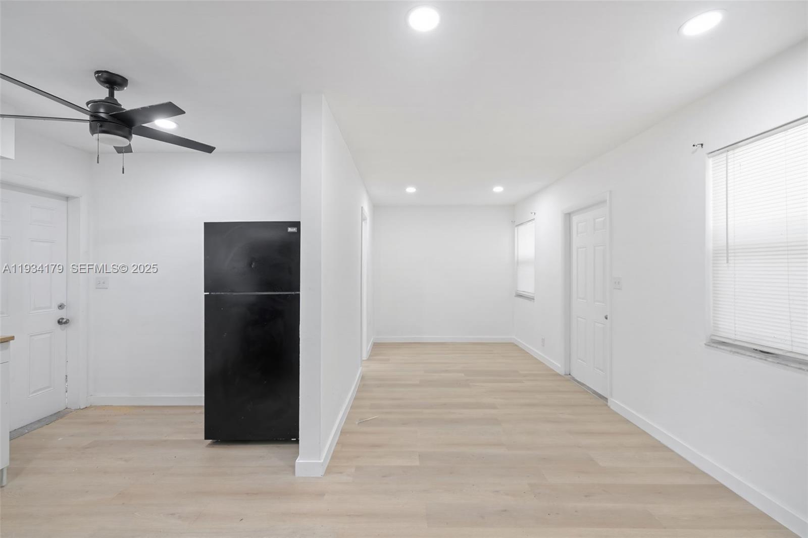 HOLLYWOOD - Residential Income