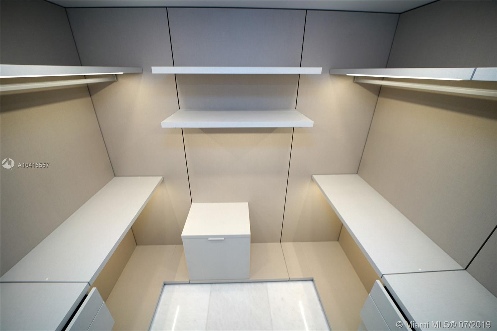 JADE SIGNATURE - Residential