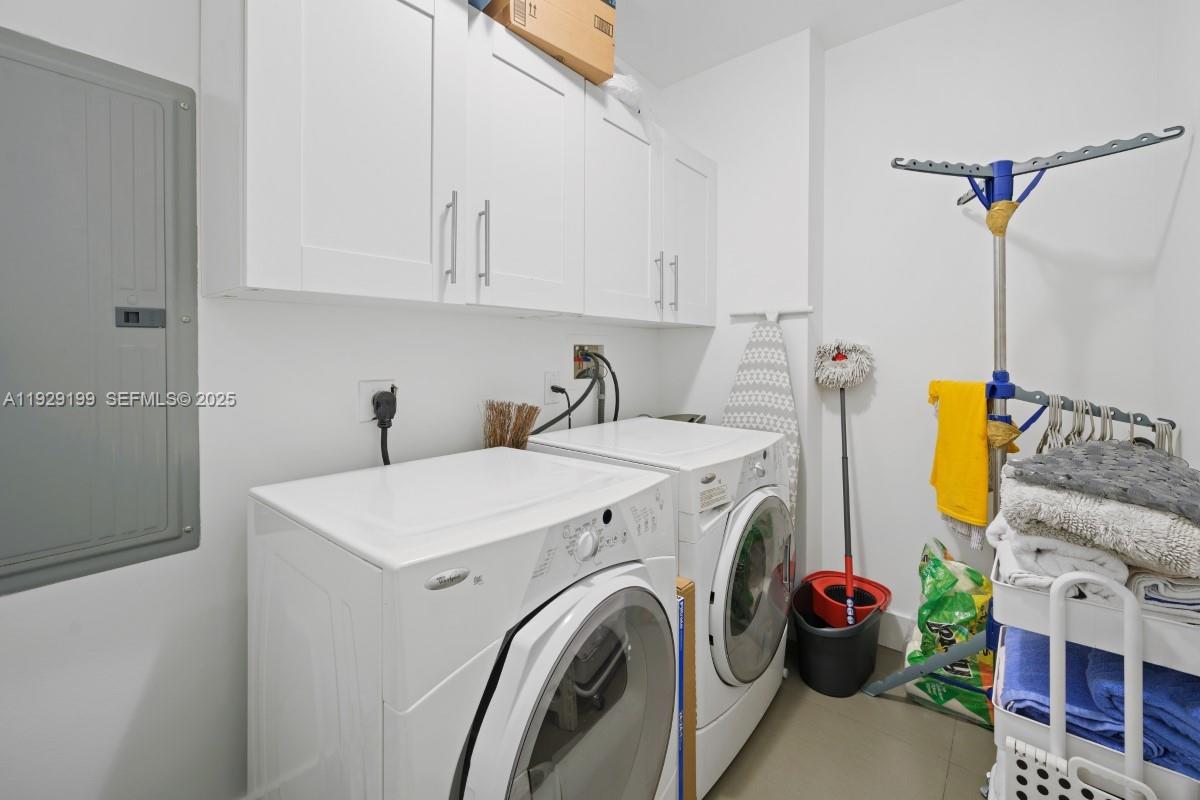 MARQUIS CONDO - Residential