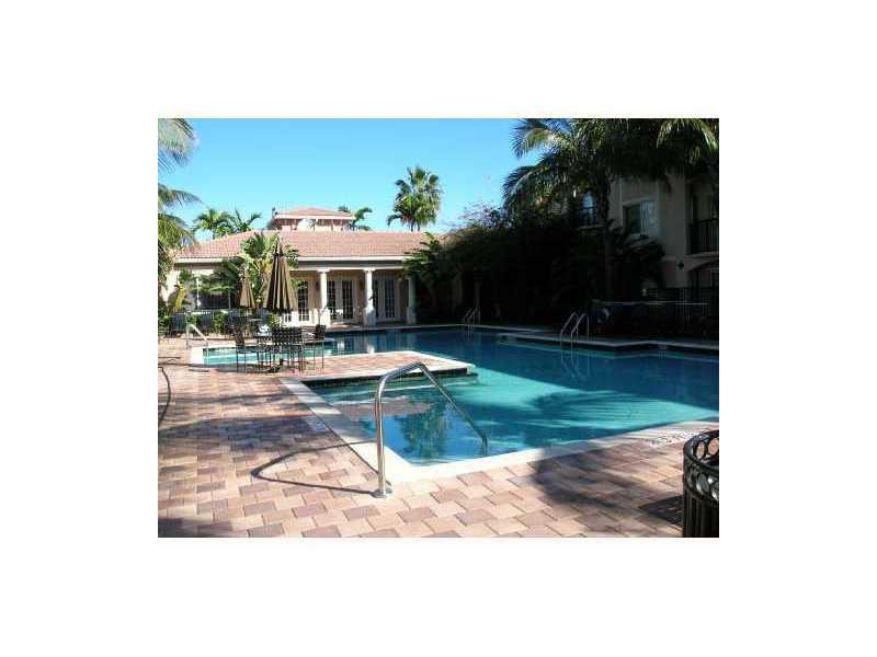 UPDATED 1 BEDROOM TOWNHOME W ATTACHED GARAGE. CURRENTLY TENANT OCCUPIED ON A MO TO MO BASIS. GRANITE KITCHEN & BATH WITH SS KITCHEN APPLIANCES. 9 FT CEILINGS, FULL SIZE W/D - GATED COMMUNITY INCLUDES HEATED SWIMMING POOL & BBQ, FITNESS AND BUSINESS CENT ER WITH WI-FI, CAR WASH AREA, LOW MO HOA THAT INCLUDES FULL RESERVE COLLECTIONS, NEWLY PAINTED BUILDINGS & SUMMER PRUNING AND PLANTING. WELL MAINTAINED AND HEALTHY COMMUNITY. PERFECT FOR 2ND HOME, OK TO LEASE, PETS OK PHOTOS PRE-TENANTSEE BROKER REMARKS.