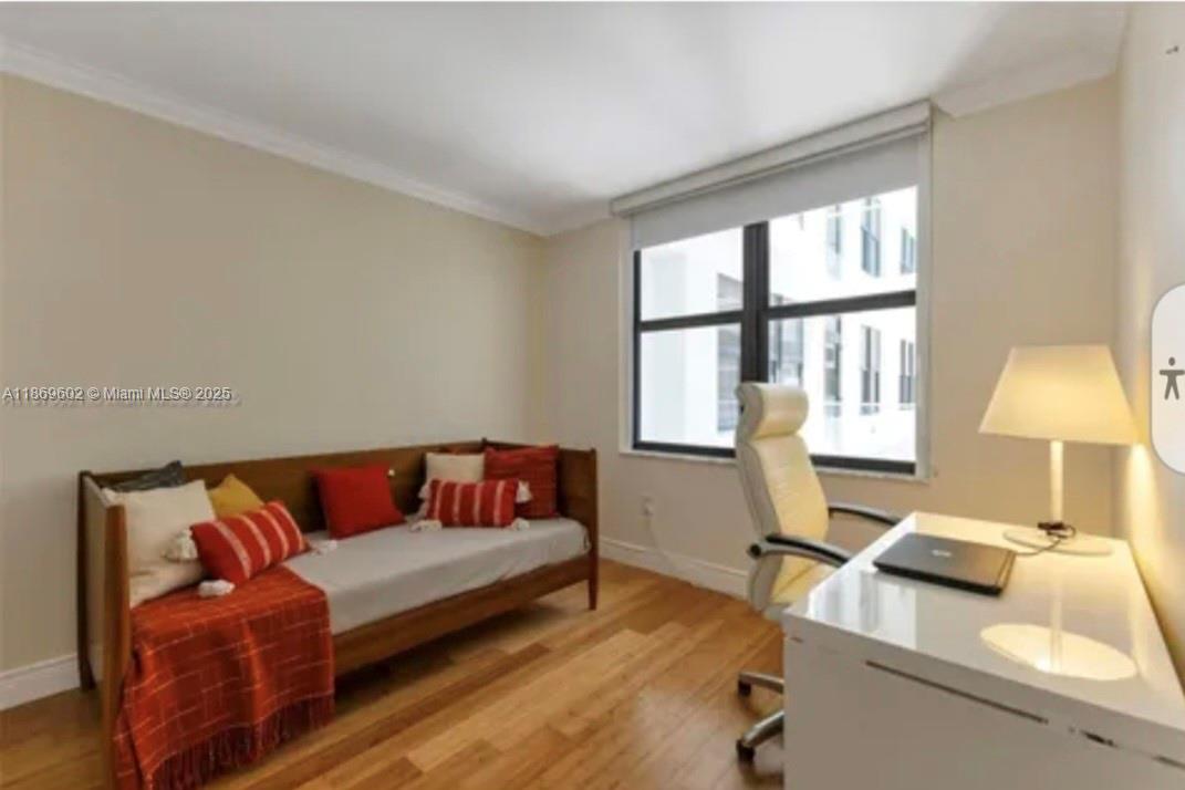 BALMORAL CONDO - Residential