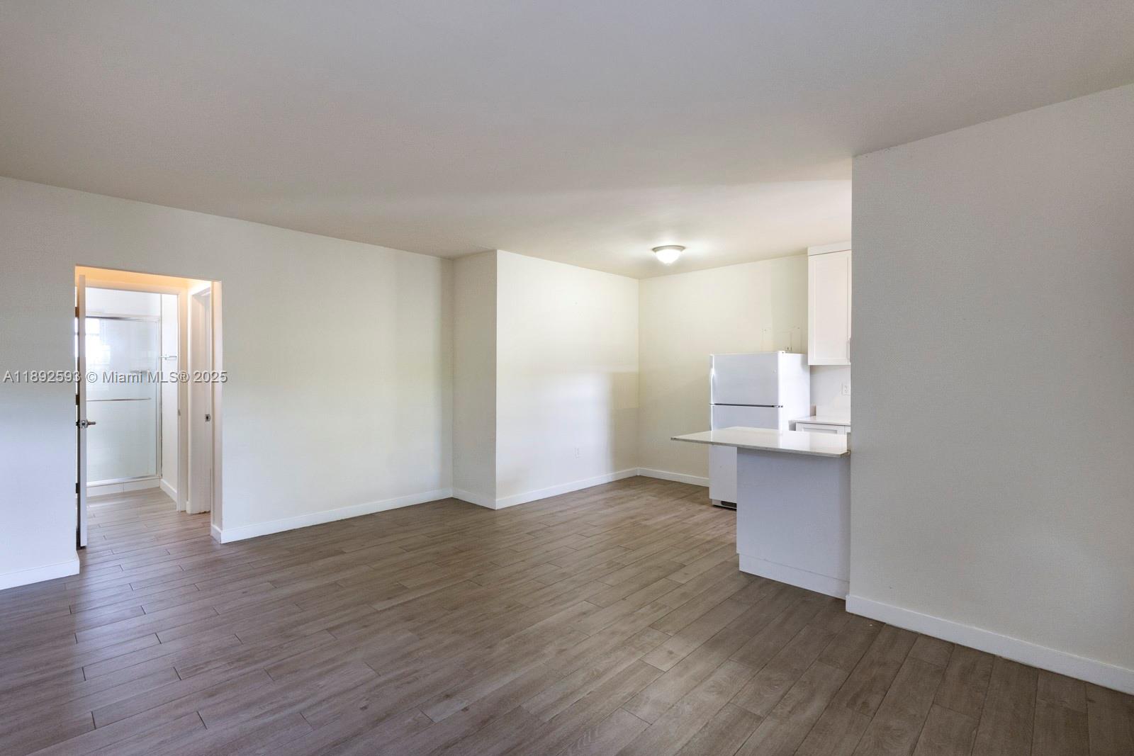 6511 Santona St C18