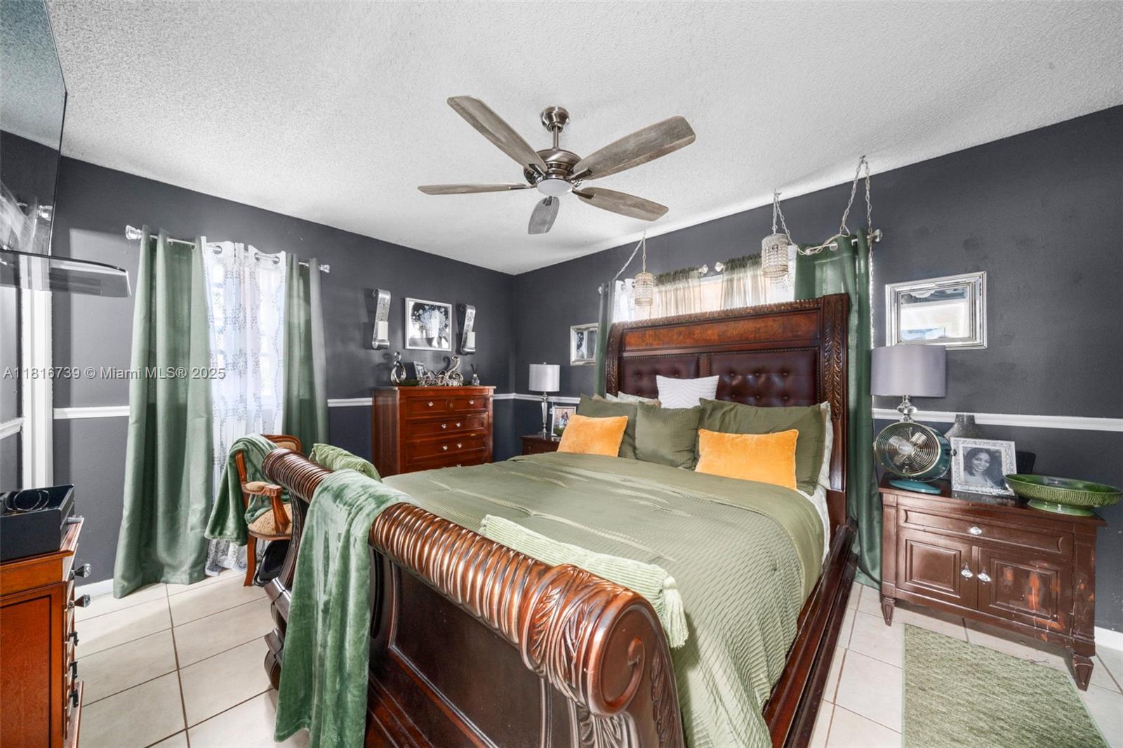 AVON PARK LAKES - Residential