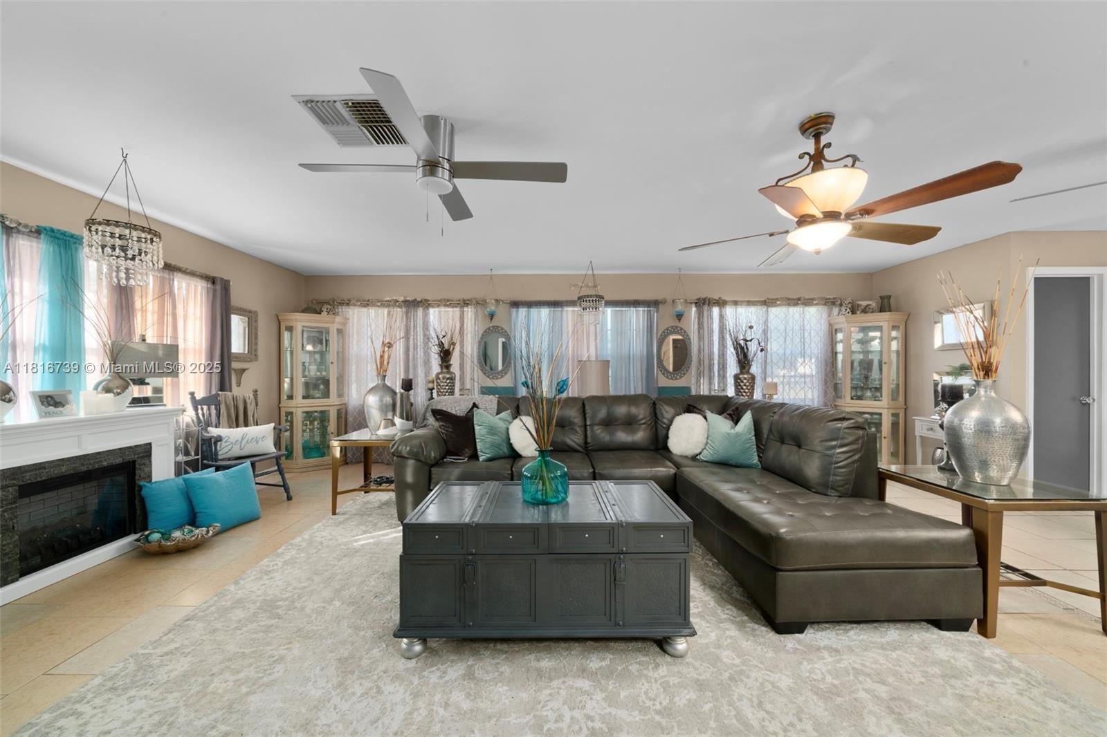 AVON PARK LAKES - Residential