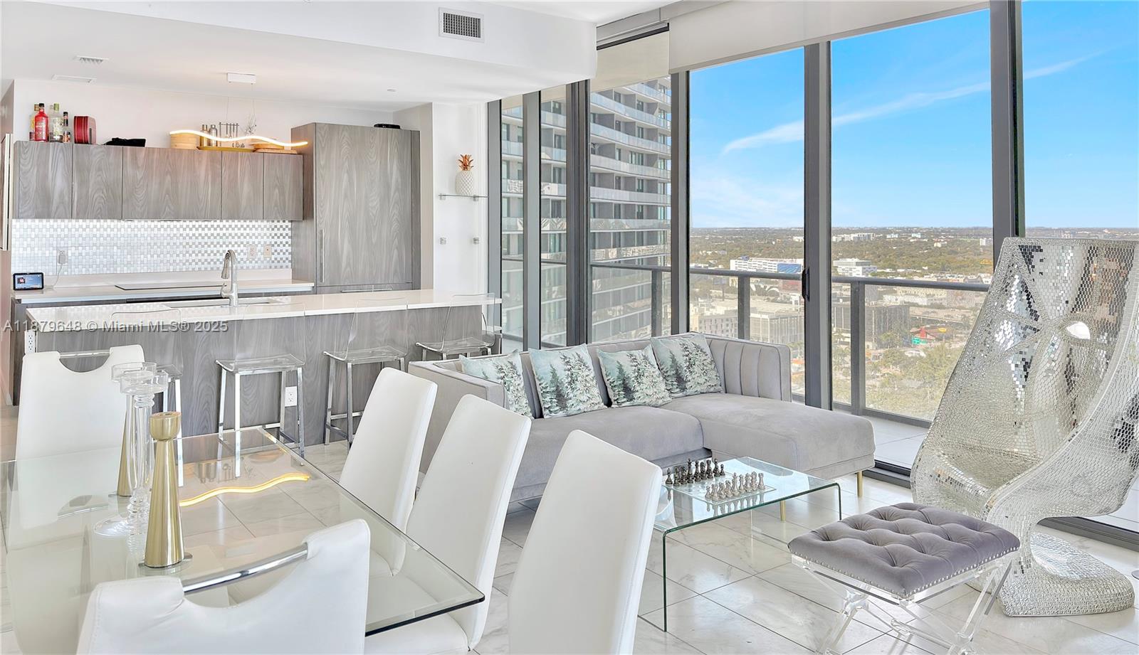 GRAN PARAISO CONDO - Residential Lease